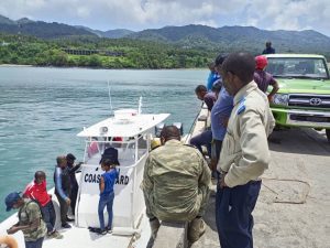 Cessna, AB Aviation, Comores, BEA