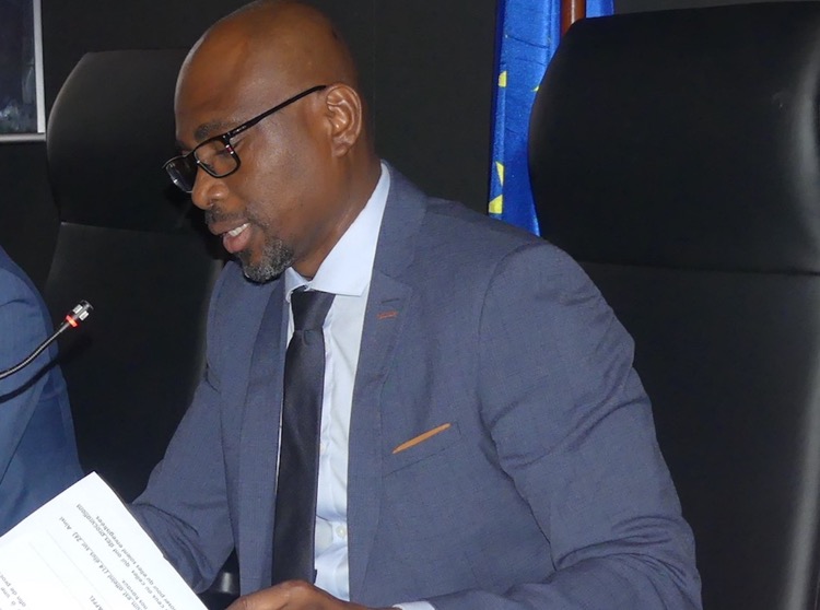 Yaël Braun-Pivet, Mayotte, Ben Issa OUsseni, projet de loi Mayotte