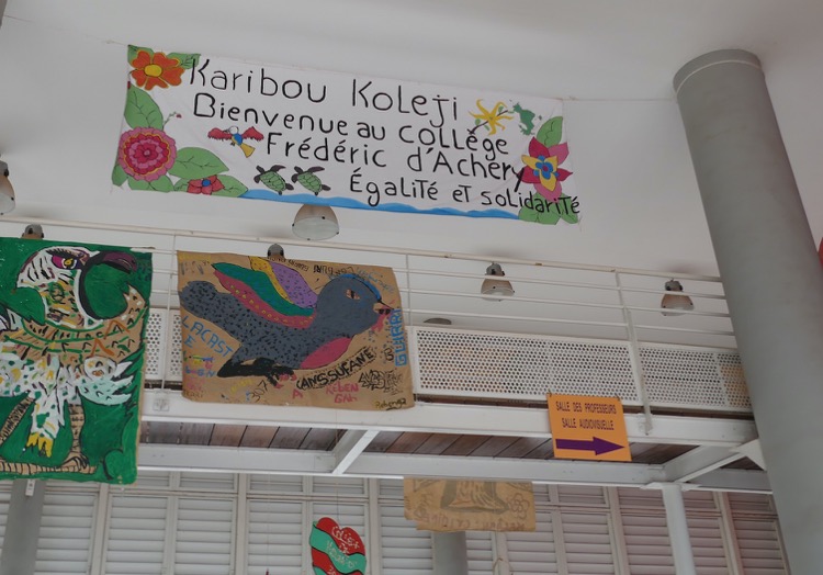 Plan Langue, Ministère de l’Éducation nationale, Mayotte, Angleterre
