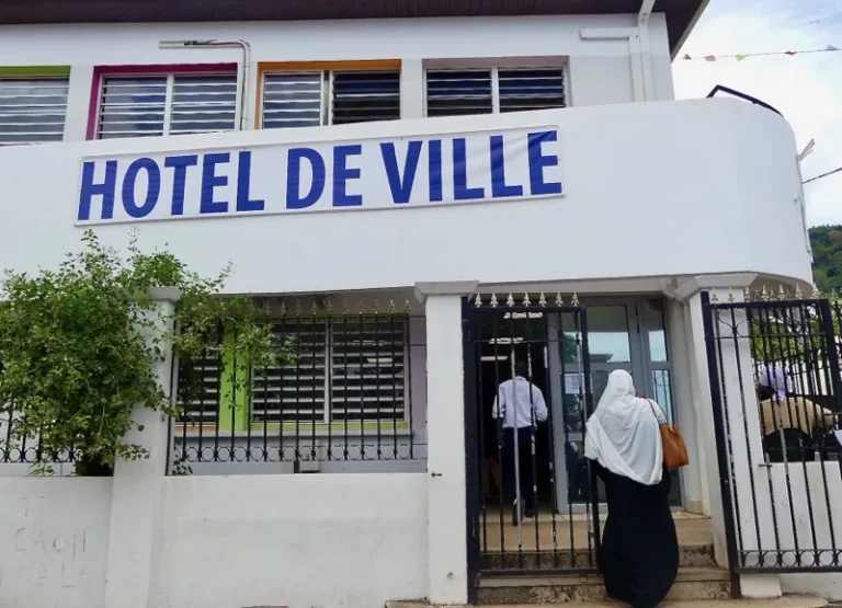 Mtsamboro, Caisse des écoles, Mayotte