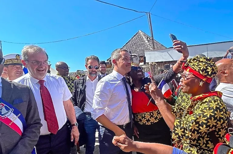 Gérald Darmanin, Ciaran, Mayotte, Philippe Vigier