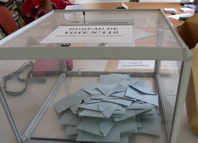 Législatives, procuration
