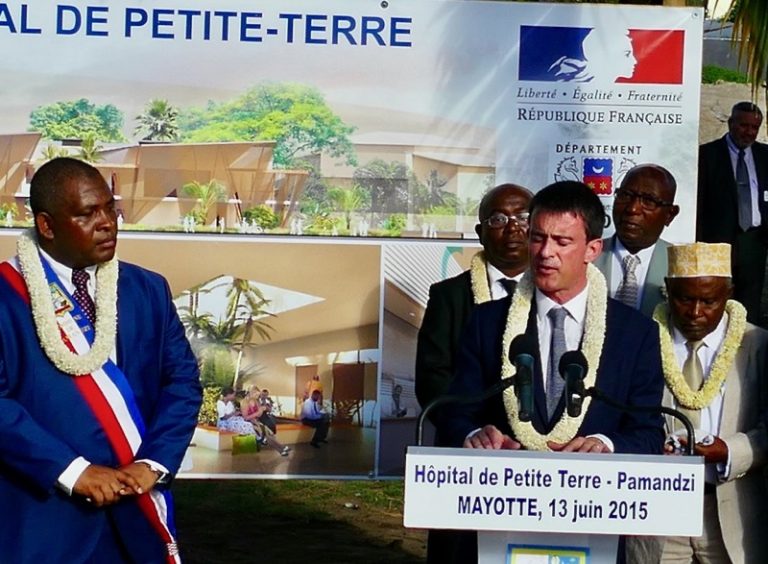 François Bayrou, Manuel Valls, Thani Mohamed, Mayotte