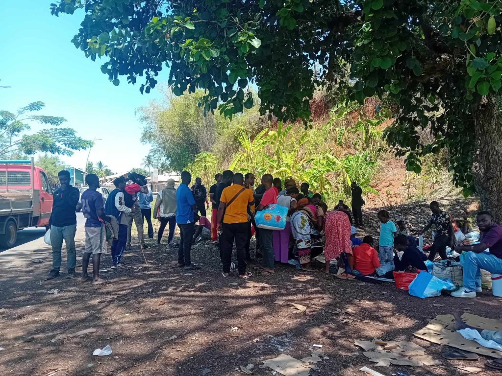 demandeurs d'asile, migrants d'Afrique continentale, Tsoundzou