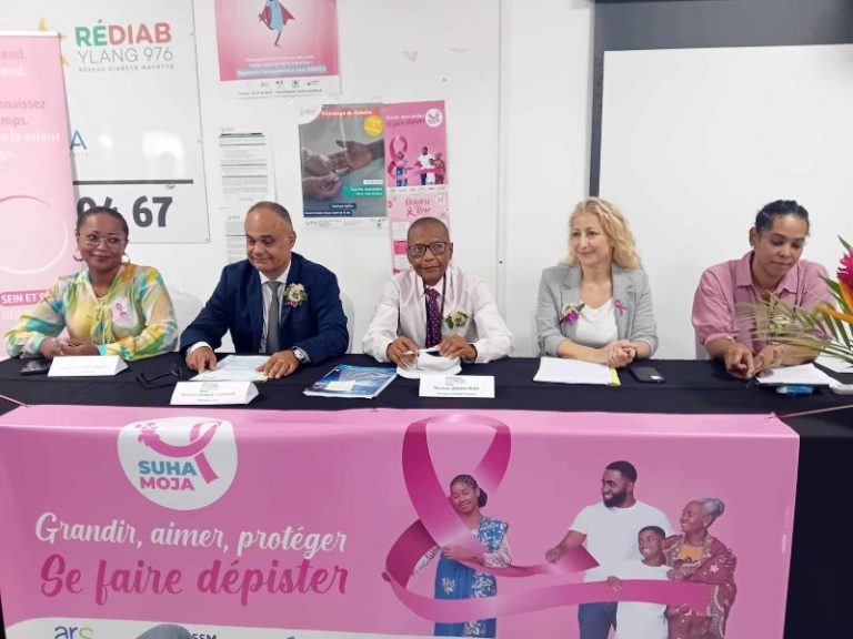 Octobre rose, cancers du sein, CRCDC, Asca, Amalca, ARS de Mayotte