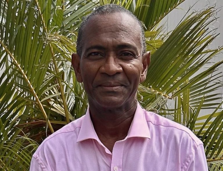 Départementalisation, François Bayrou, Ibrahim Aboubacar, Mayotte, Chido,