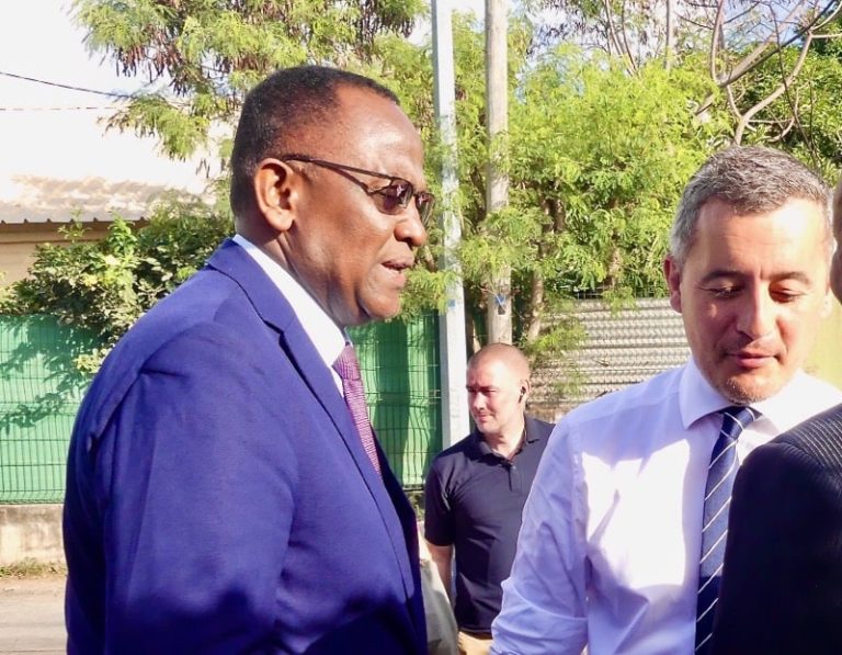 Saïd Omar Oili, Gérald Darmanin, Mayotte, droit du sol, titre de séjour