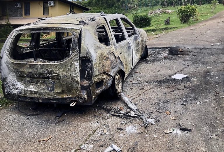 Mayotte, incendie, voiture, véhicule,