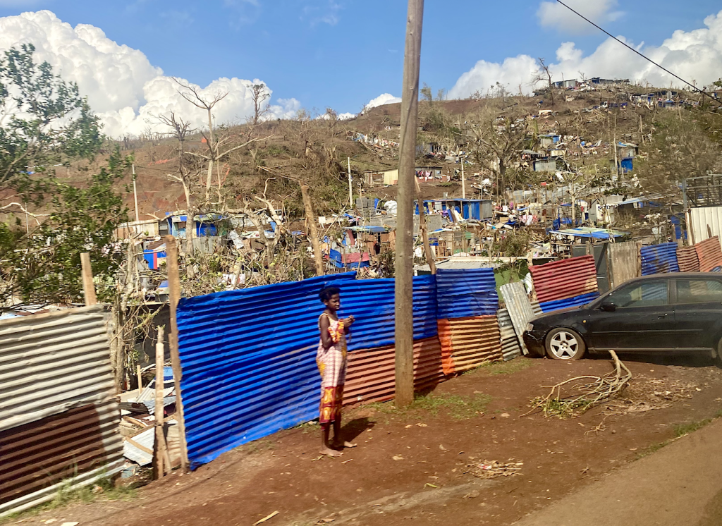 Mayotte, fillette, nord, sécheresse, banga, bidonville,