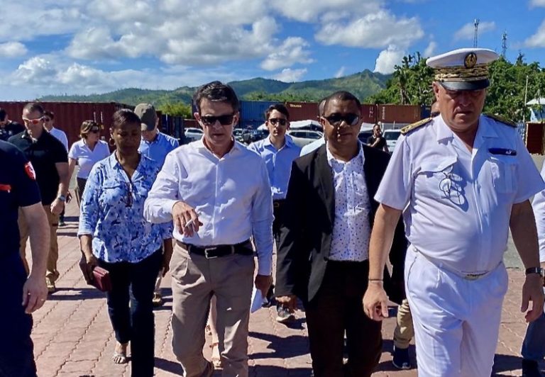 Salama Ramia, François Bayrou, Manuel Valls, Chido, Mayotte