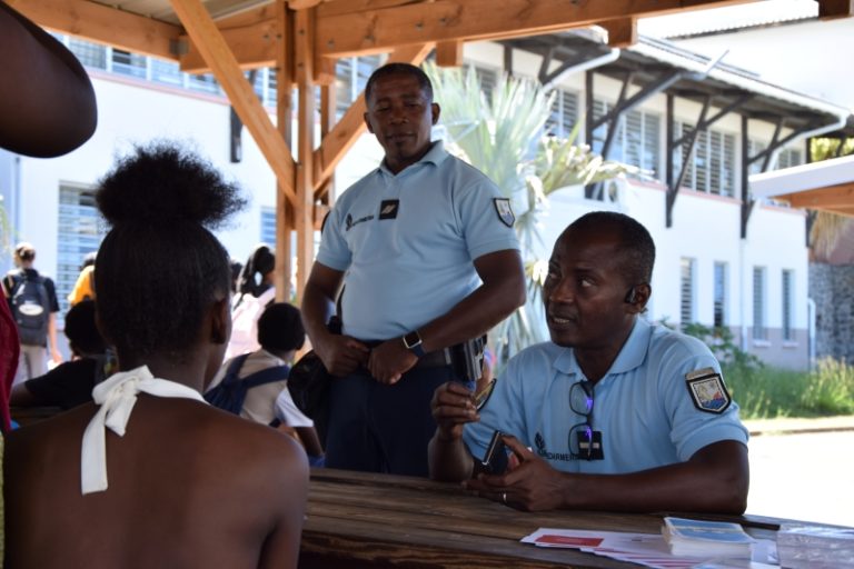 Droits des femmes, journée de la femme, lycée Petite-Terre, sensibilisation, santé, droits sexuels, reproductifs, Mayotte
