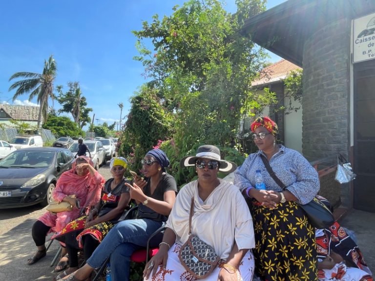 Collectif 2018, blocage préfecture, bureau des étrangers, Mayotte
