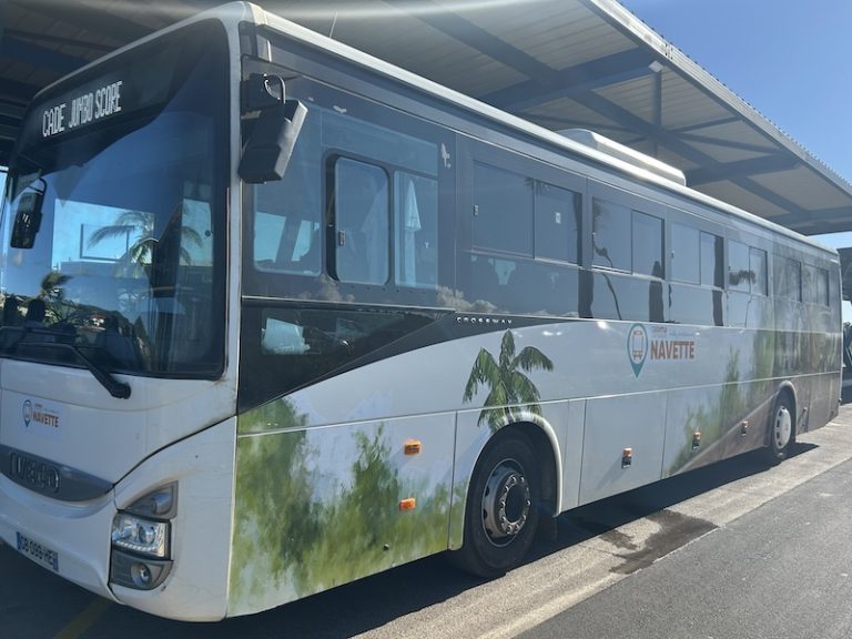 Mayotte, Caribus, CADEMA, bus,