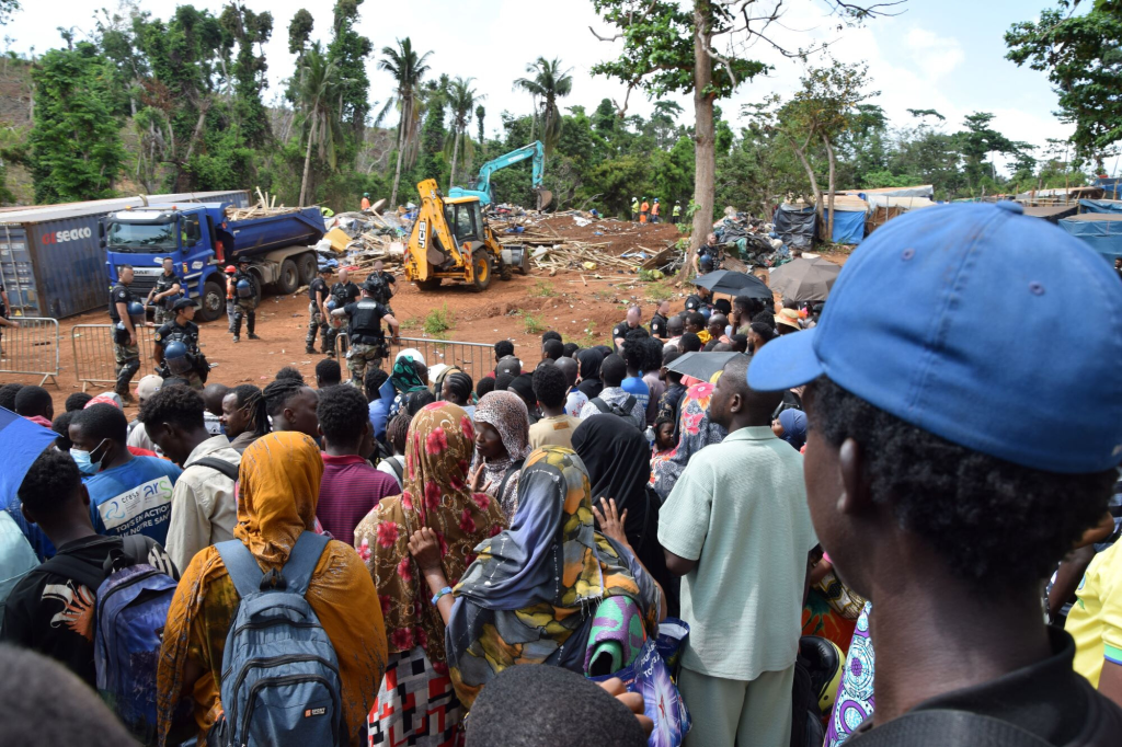 Camp, Tsoundzou 2, loi ELAN, démantèlement, Mayotte