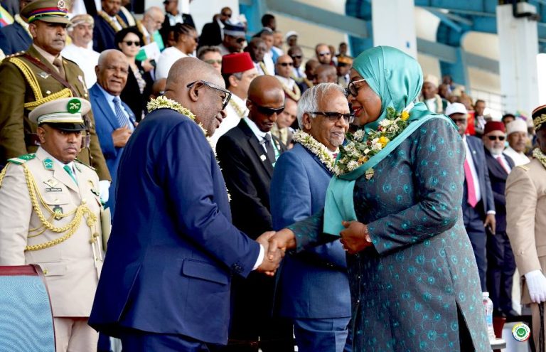 Comores, indépendance,