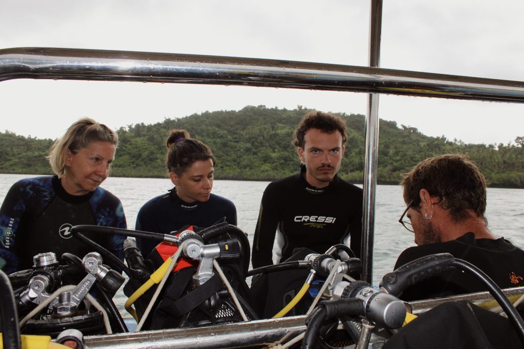 Mayotte, plongée, Abalone, plongeur, corail, lagon,