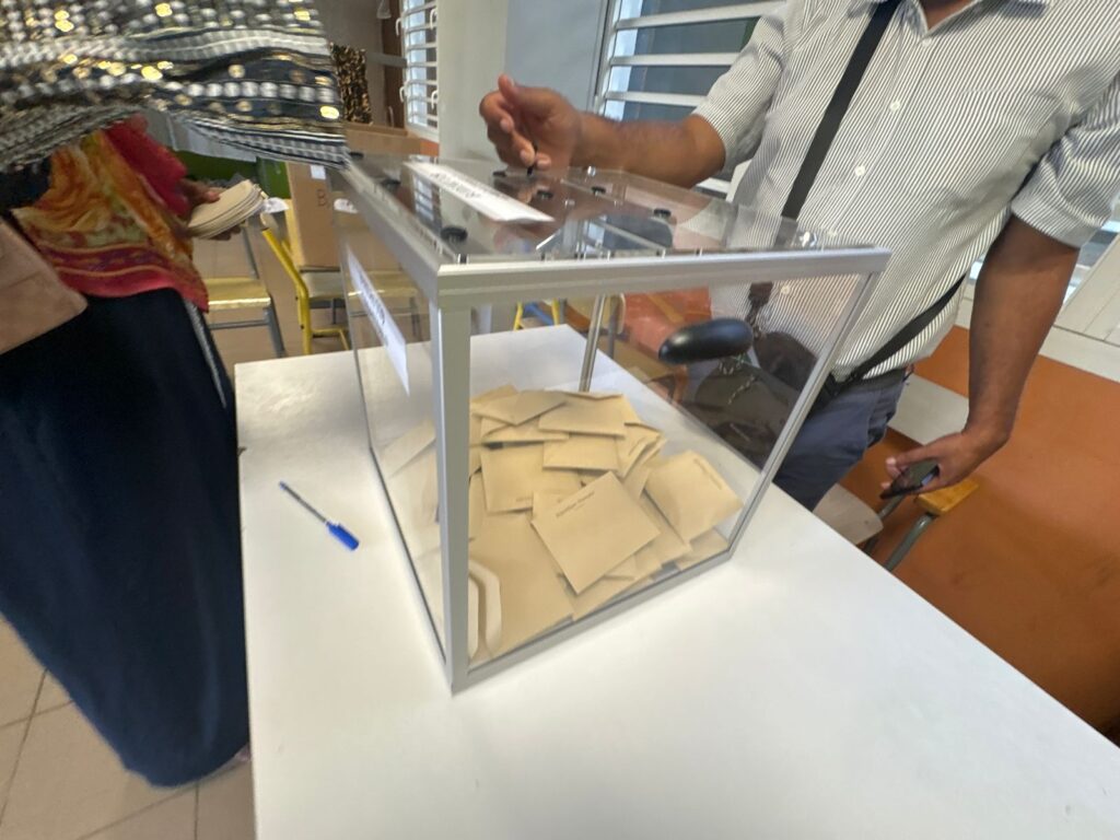 Mayotte, vote, bulletin, élections,
