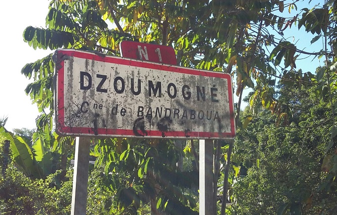 Mayotte, Dzoumogné,