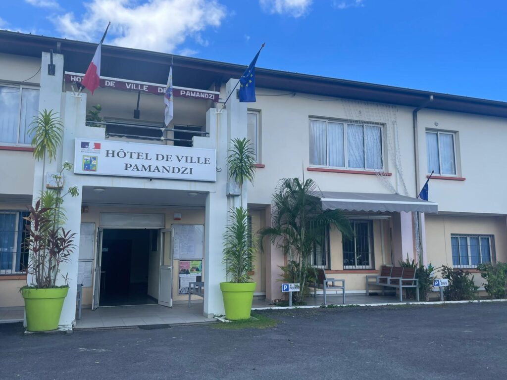 Pamandzi, mairie, Mayotte