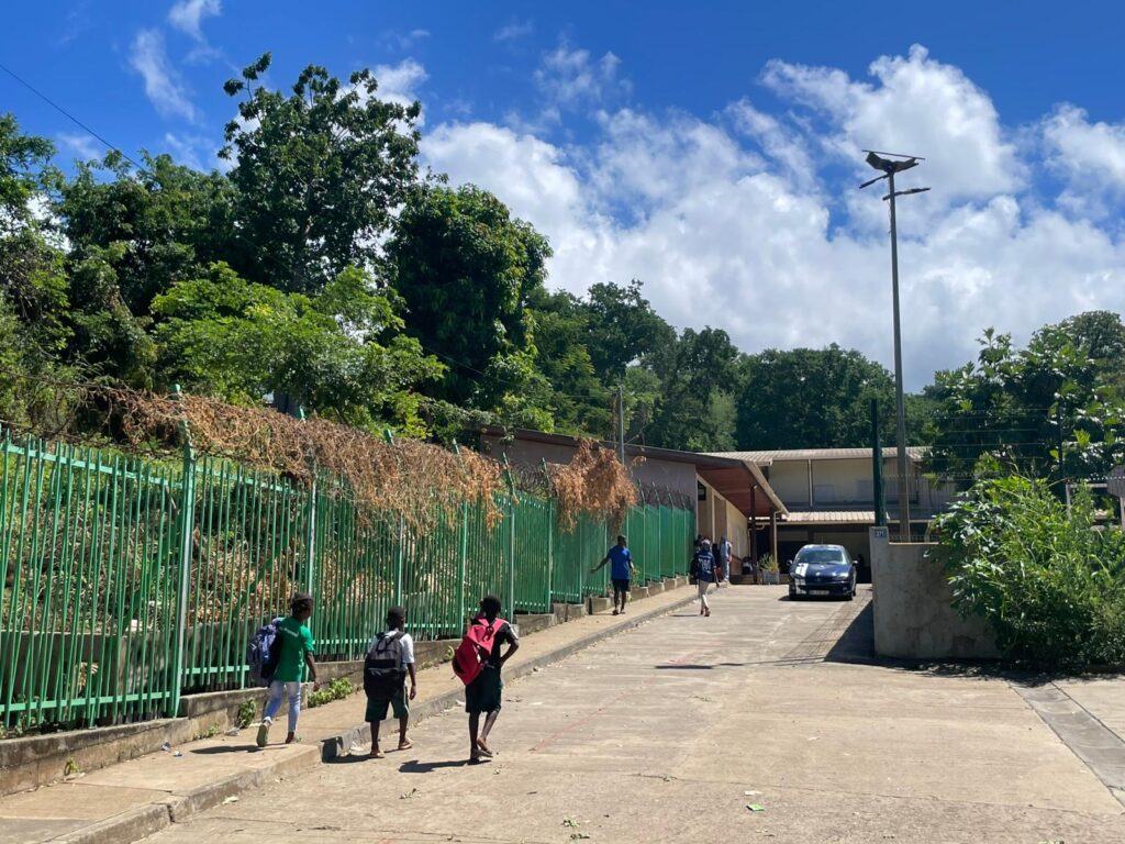 Hamouro, école, CGT Educ'action, manifestation, insalubrité, Mayotte