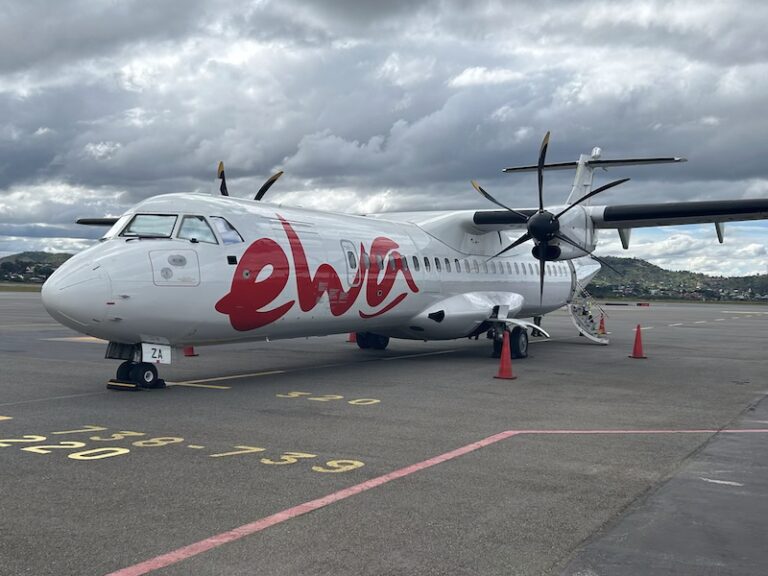 Mayotte, EWA Air, avion,