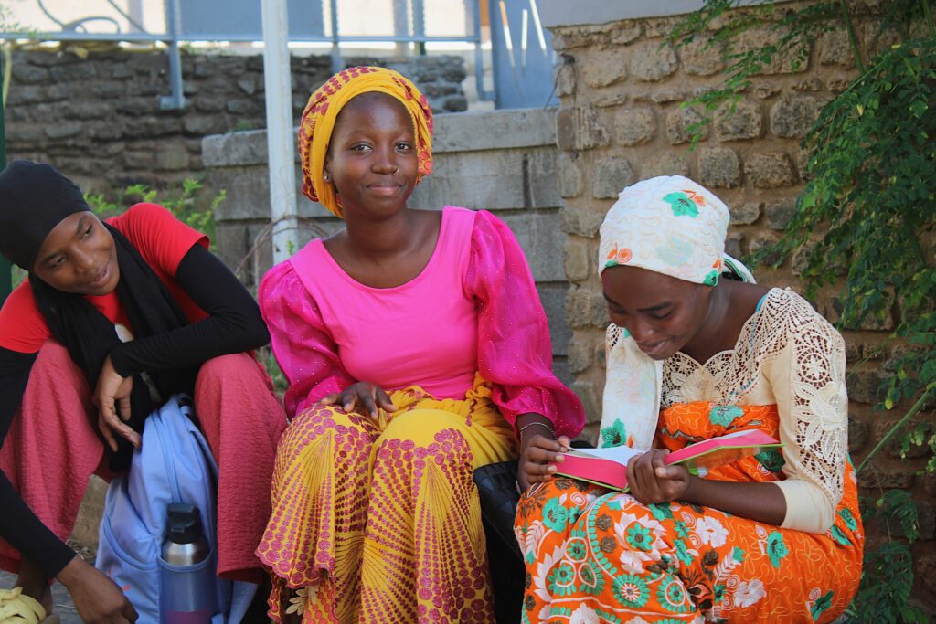 Mayotte, lycée Younoussa Bamana, lycéens, téléphone portable, AED, élèves, profs, éducation,
