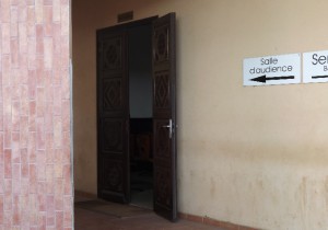 TGI Mamoudzou salle d'audience entrée