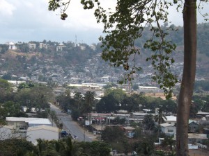 Le quartier de Kaweni vu depuis Hamaha