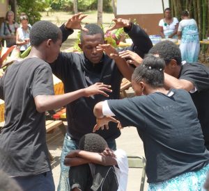 La souffrance des jeunes mise en scène