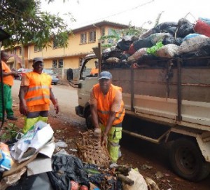 Opération de ramassage des déchets "historiques" à Chiconi fin juillet