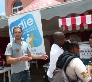 Jérôme Trinelle manage son marché du microcrédit