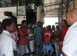 Matis mène périodiquement des missions d'éducation