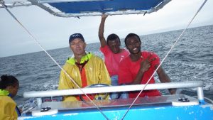 Les jeunes ambassadeurs du lagon avec Nils de Sea Blue Safari ce mercredi 4 mars 2015