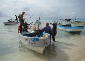 Les militaires à bord des bateaux de pêche ©taaf