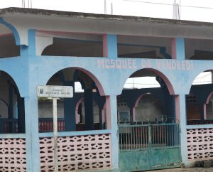 L'autre mosquée du vendredi,  Masjidil Akbar
