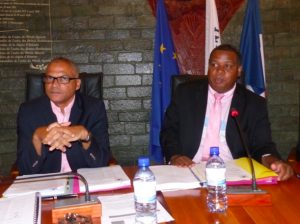 Daniel Zaïdani aux côtés de son DGS Jean Pierre Salinières