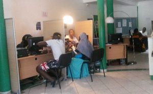 Des agents pour nous aider dans les démarches dans les locaux des services fiscaux mais également ponctuellement à la barge, Jumbo et dans quelques mairies