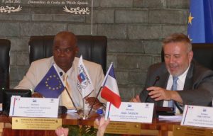 Soibahadine Ibrahim Ramadani et Alain Faudon assuraient la co-présidence de ce comité de suivi