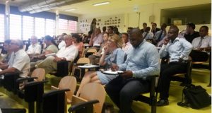 Un parterre de chefs d'entreprise et d'organisation professionnelles