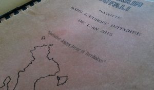 Une soixantaine de pages racontent Mayotte 2015