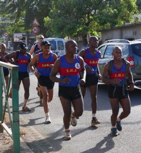 Départ de Koungou sous la chaleur