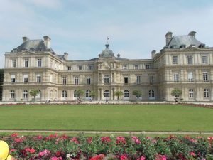 Le Sénat se saisit de la discrimination sociale