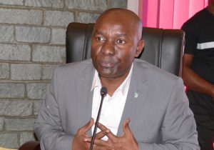 Issa Abdou présentait ce texte d'un cadre juridique pour les cadis