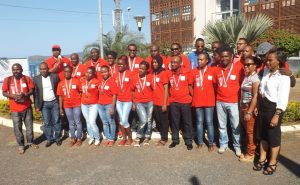 CD fête des athlètes Le handball pose une dernière fois dans la cour du CD