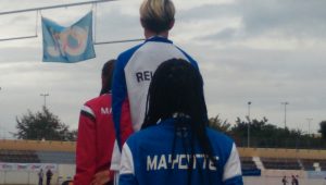 le podium de Myriam Mlazahahe, 3e au 400 mètres (Crédits photo : Dircom CD)
