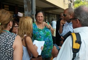 Ida Nel et son équipe devant le tribunal administratif à l'issue du jugement d'expulsion