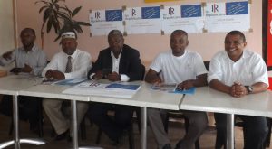 Entouré de son staff de campagne, Patrick Dahalani, Ben Ali Younoussa, AMbdil Soumaila et Abdoul Kamardine