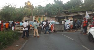 Barrage à Tsararano à le 12 novmebre 2015 au début du 1er mouvement social