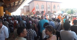 La base écoute avant de décider de passer à l'action