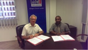 Signature d'un prêt de 3,2M€ entre la SIM et l'AFD